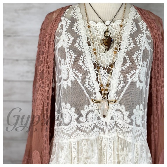POL Antique Lace Romance Midi Dress - Picture 9 of 12